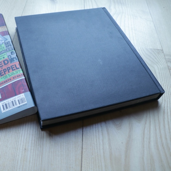 Led Zeppelin Hardcover Book - Picture 13 of 13